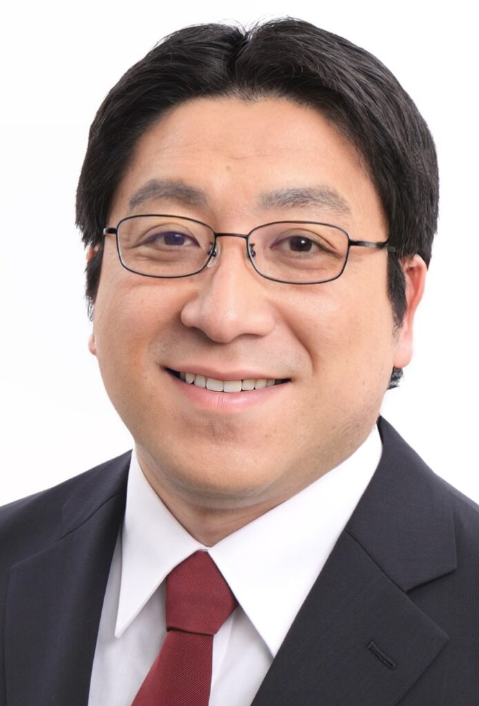 松戸駅前行政書士事務所 行政書士 桐原惇